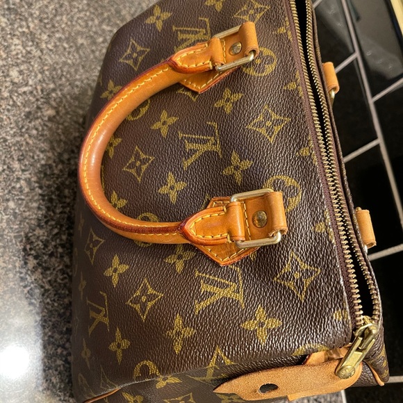 🛑❌SOLD❌🛑LV SPEEDY 25! 👑 - Picture 10 of 15
